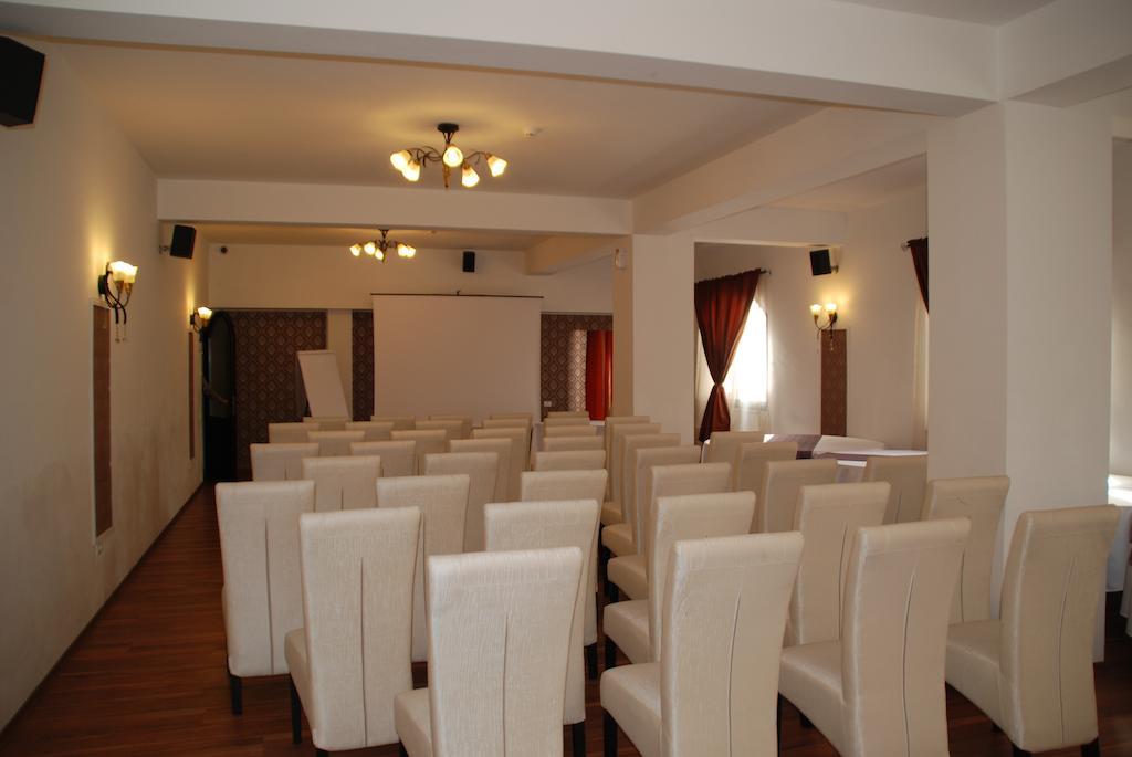 Hanul Domnesc Braşov Esterno foto