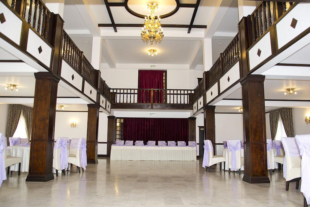 Hanul Domnesc Braşov Esterno foto