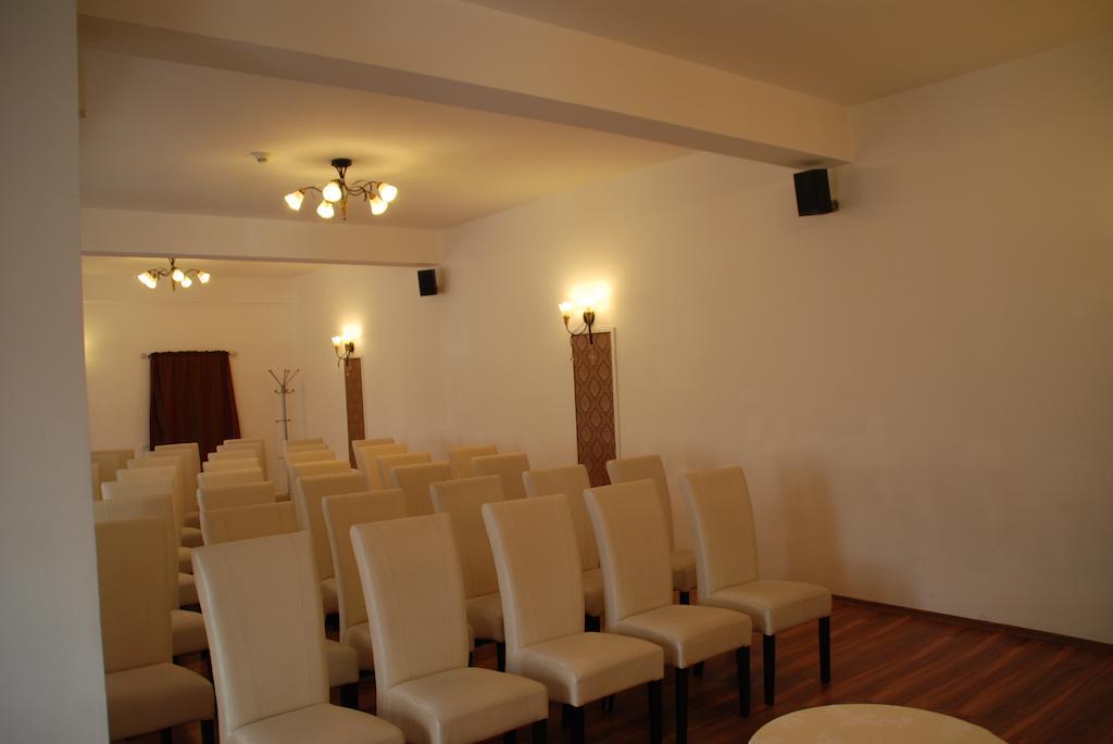 Hanul Domnesc Braşov Esterno foto